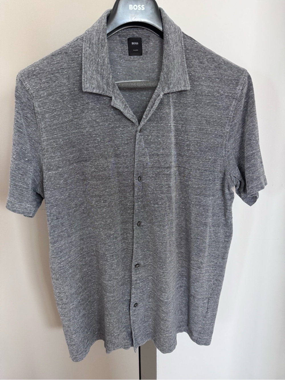 Hugo Boss Men's Heather Gray Short-Sleeve Button-Down Shirt